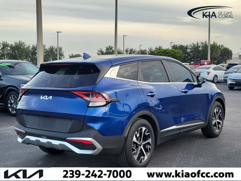 Certified 2024 Kia Sportage EX FWD image 6