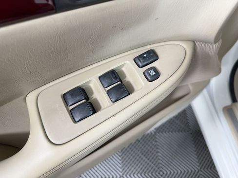 Used 2004 Lexus ES 330 image 21