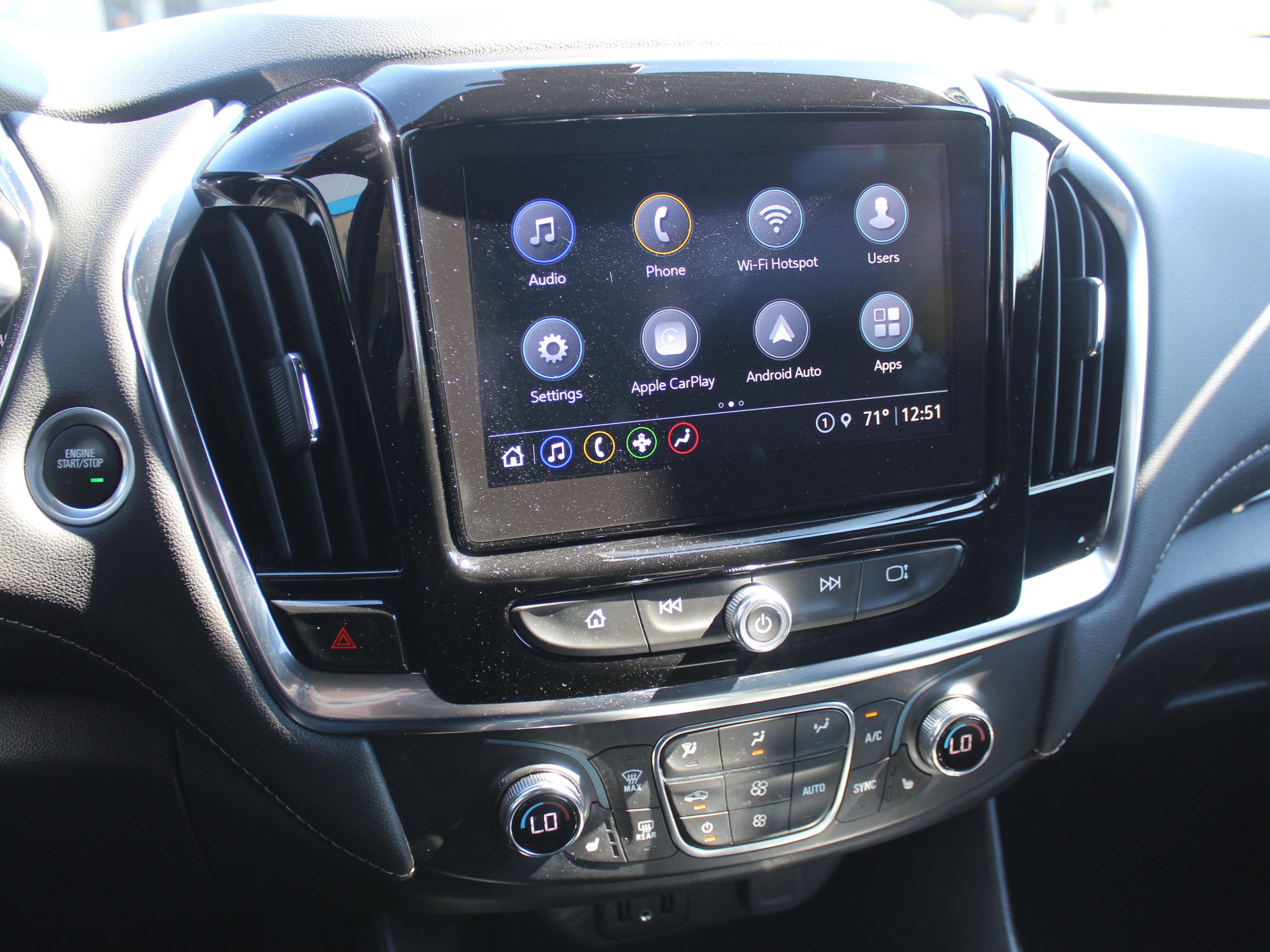 Used 2023 Chevrolet Traverse LT AWD/4WD image 18