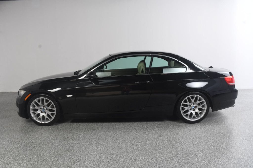 Used 2008 BMW 328i Convertible RWD image 3