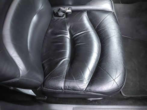 Used 1995 Lincoln Town Car Signature image 16