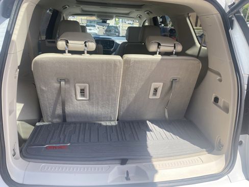 Used 2021 GMC Acadia Denali w/ Denali Ultimate Package image 14