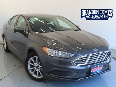 Used 2017 Ford Fusion SE w/ Fusion SE Technology Package