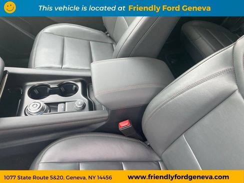 Used 2025 Ford Explorer Active w/ Active Comfort Package AWD/4WD image 32
