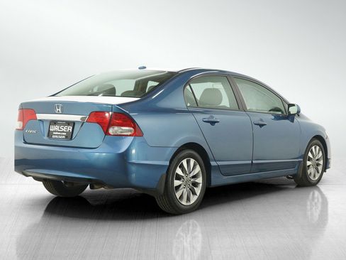Used 2010 Honda Civic EX-L image 5