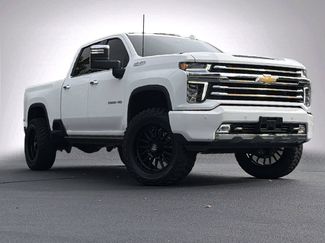 Used 2022 Chevrolet Silverado 3500 High Country w/ Z71 Off-Road Package AWD/4WD video 2