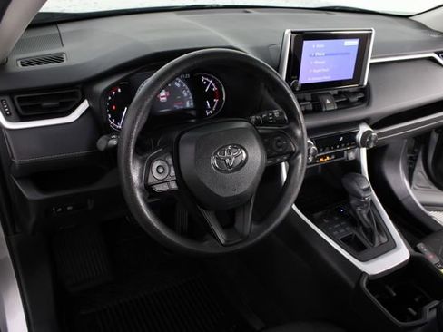 Used 2023 Toyota RAV4 XLE AWD/4WD image 8