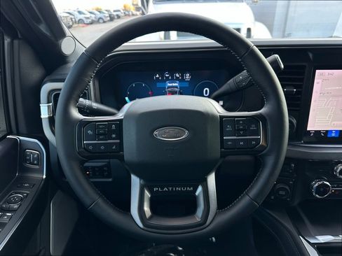 New 2026 Ford F350 Platinum w/ FX4 Off-Road Package image 38