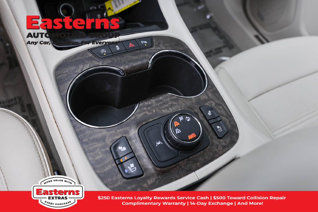 Used 2023 GMC Acadia Denali AWD/4WD image 24