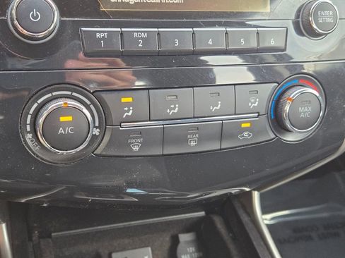 Used 2014 Nissan Altima 2.5 S w/ Sport Value Package FWD image 27