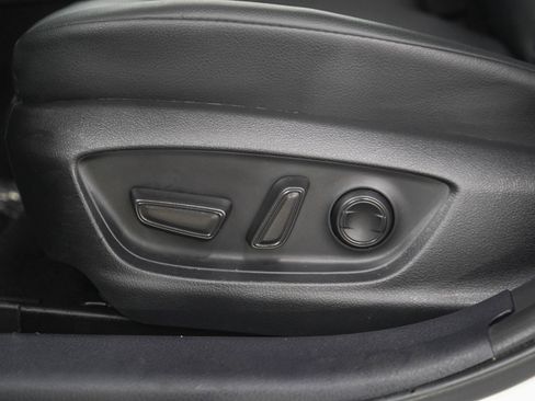 Used 2024 Toyota Camry SE FWD image 25