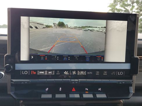 New 2025 GMC Hummer EV 2X image 31