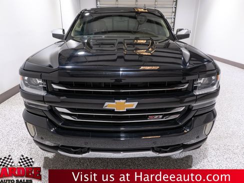 Used 2017 Chevrolet Silverado 1500 LTZ Z71 w/ LTZ Plus Package AWD/4WD image 7