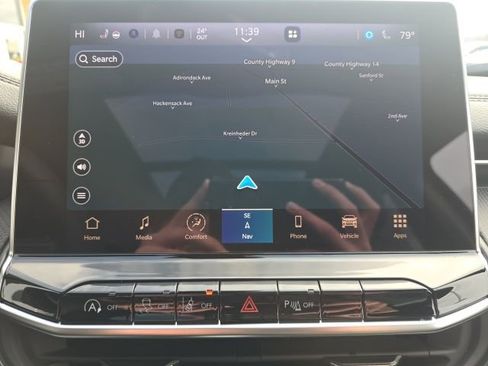 Certified 2025 Jeep Compass Limited w/ High Altitude Package image 21