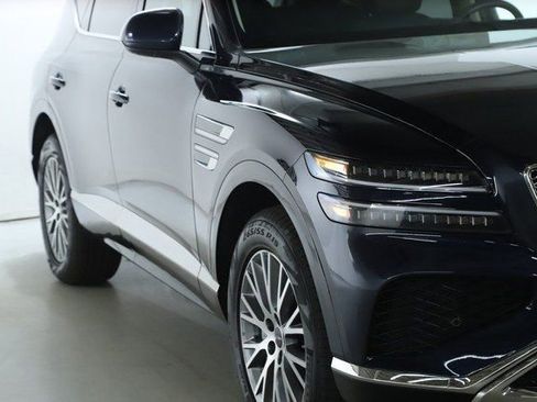 Used 2025 Genesis GV80 2.5T Standard image 8