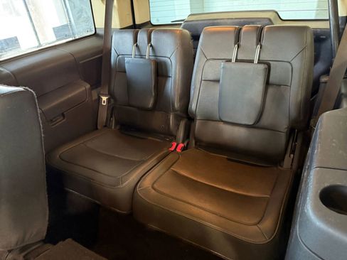 Used 2019 Ford Flex Limited image 11