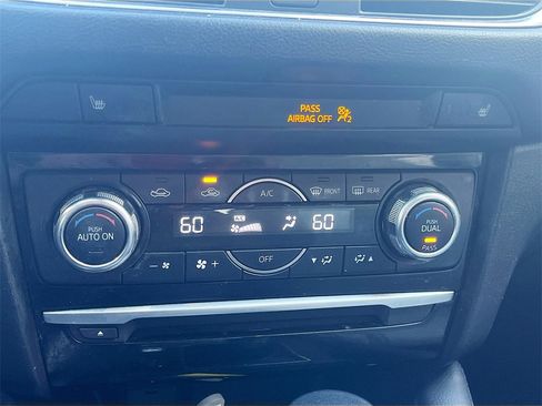 Used 2017 MAZDA MAZDA6 Touring image 15