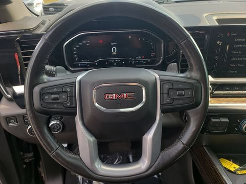 Used 2022 GMC Sierra 1500 Elevation w/ Elevation Premium Package AWD/4WD image 32