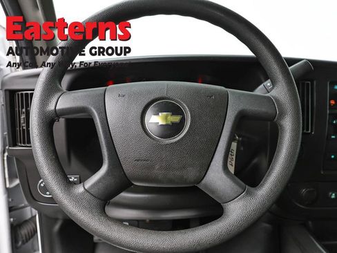 Used 2021 Chevrolet Express 2500 image 10