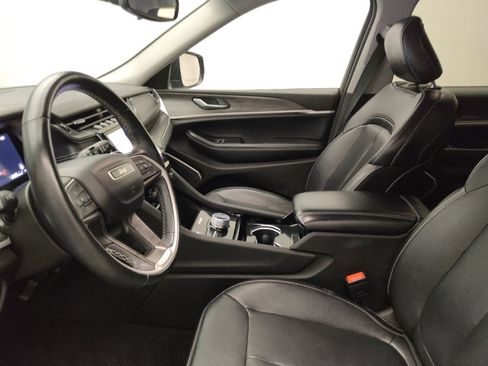 Used 2022 Jeep Grand Cherokee L Limited image 17