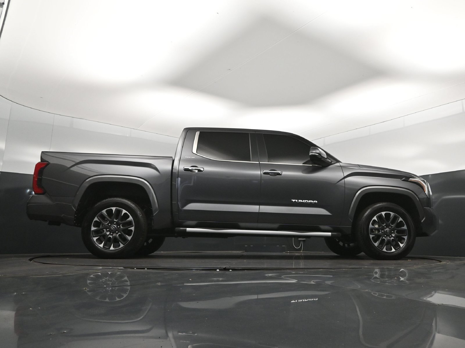 Used 2026 Toyota Tundra Limited w/ Power Package AWD/4WD image 44