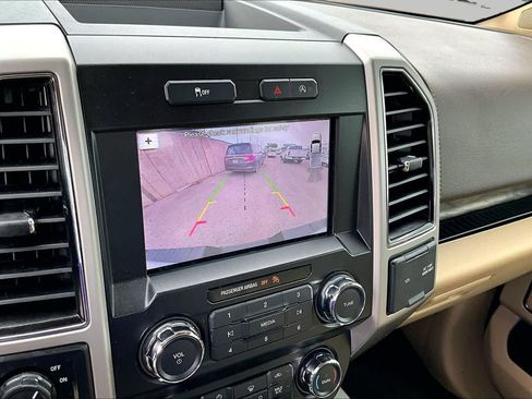 Used 2019 Ford F150 Lariat RWD image 30