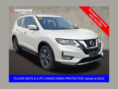 Used 2017 Nissan Rogue SL