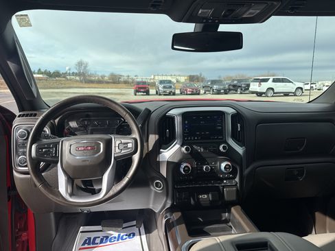 Used 2021 GMC Sierra 1500 SLT w/ SLT Premium Package image 10