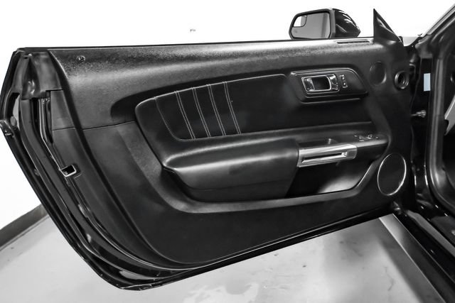 Used 2017 Ford Mustang GT Premium RWD image 38