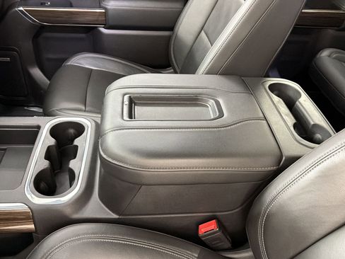 Used 2020 Chevrolet Silverado 1500 RST image 30