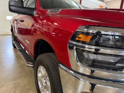 Used 2026 RAM 2500 Big Horn AWD/4WD image 3