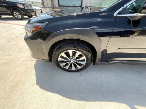 Used 2025 Subaru Outback Limited AWD/4WD image 55