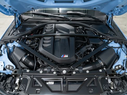 Used 2025 BMW M2 w/ Lighting Package RWD image 11
