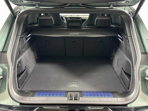 New 2026 Porsche Cayenne Electric AWD/4WD image 26