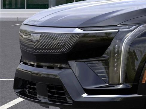 New 2026 Cadillac Optiq Luxury 1 image 13