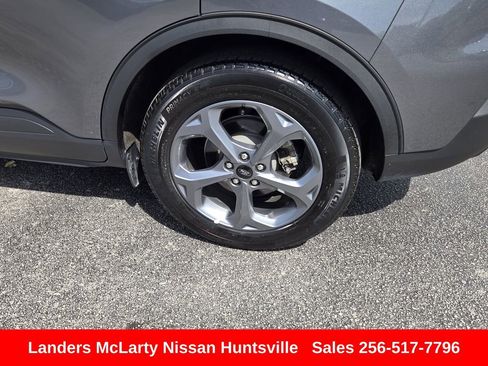 Used 2025 Ford Escape ST-Line FWD image 12