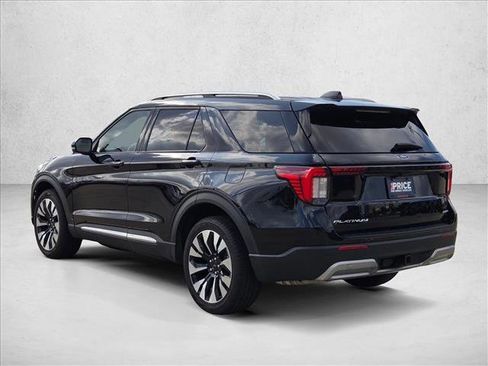 Used 2025 Ford Explorer Platinum w/ LUX Leather Package AWD/4WD image 8