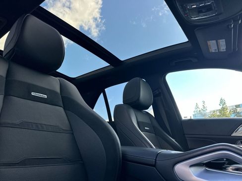 Certified 2023 Mercedes-Benz GLE 53 AMG 4MATIC image 17