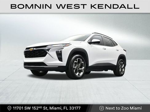 Used 2025 Chevrolet Trax LT image 20