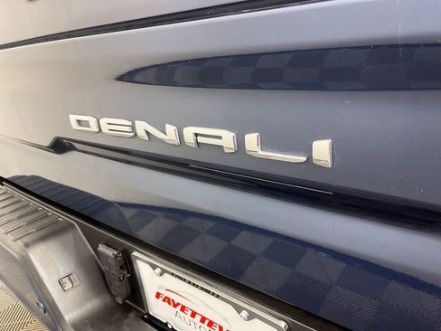 Used 2021 GMC Sierra 1500 Denali w/ Denali Ultimate Package image 3