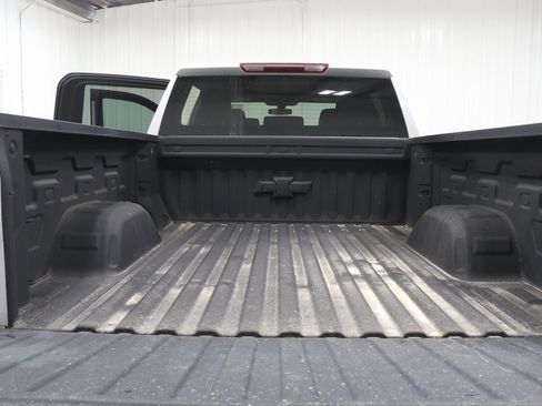 Used 2021 Chevrolet Silverado 1500 LT Trail Boss w/ Bed Protection Package image 37