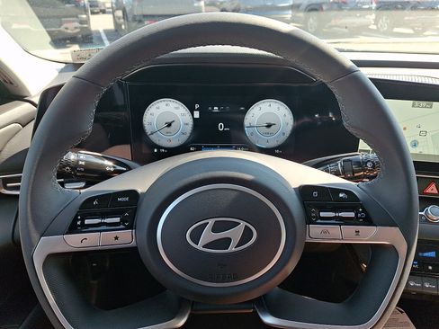 New 2026 Hyundai Elantra Limited FWD image 10