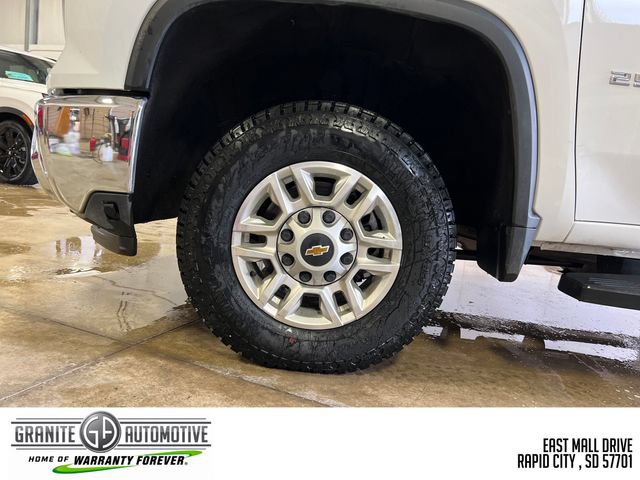 Used 2025 Chevrolet Silverado 2500 LT w/ Convenience Package AWD/4WD image 26