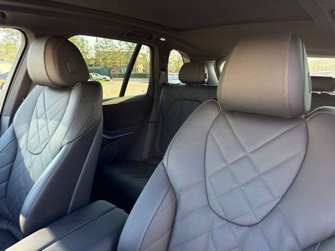 Used 2026 BMW X5 sDrive40i w/ Premium Package RWD image 22