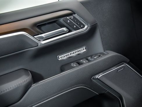 New 2026 GMC Sierra 1500 Denali w/ Denali Reserve Package image 6