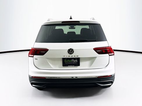 Used 2024 Volkswagen Tiguan SE image 7