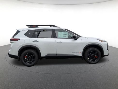 New 2026 Nissan Rogue SV image 4