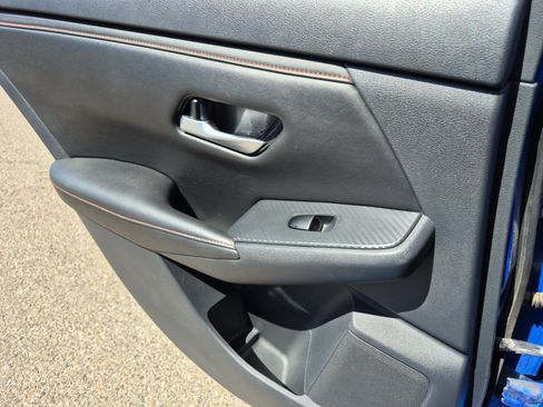 Used 2025 Nissan Sentra SR FWD image 19