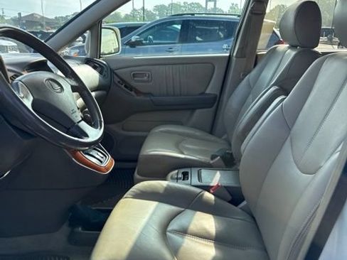 Used 2000 Lexus RX 300 4WD image 3