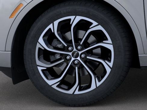 New 2026 Lincoln Nautilus Reserve image 19